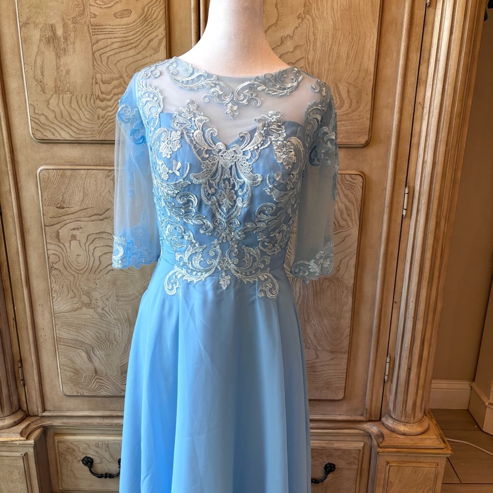 NEW, Blue Dress, Mother of the Bride, Gender Reveal, Chiffon, NWOT, Size L/14 - Picture 1 of 13